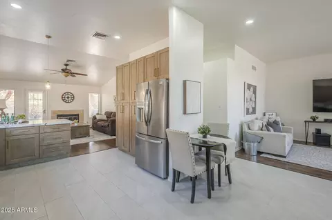 14447 S 40th Pl, Phoenix, AZ 85044 photo 11