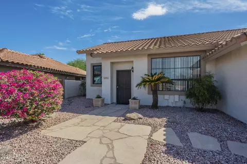 14447 S 40th Pl, Phoenix, AZ 85044 photo 3