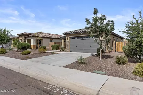 17450 W Echo Ln, Waddell, AZ 85355