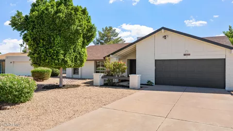 4409 E Gelding Dr, Phoenix, AZ 85032