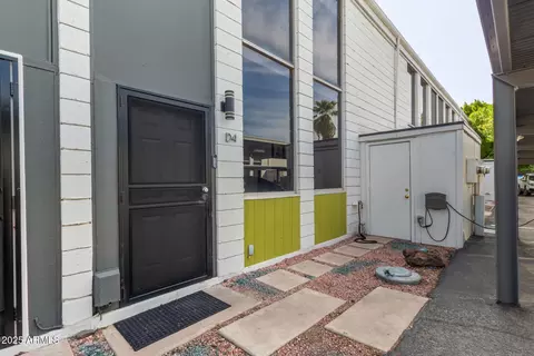 Other - 385 W Pierson St #D4, Phoenix, AZ 85013 photo 1 of 8