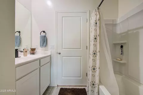 Bath - 5869 E Demeter Dr, Florence, AZ 85132 photo 1 of 7