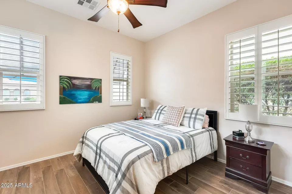 Bedroom - 12964 W Fossil Dr, Peoria, AZ 85383 photo 2 of 2