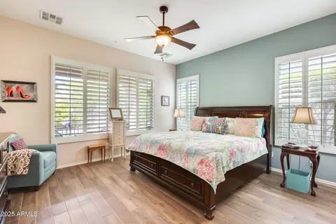 Bedroom - 12964 W Fossil Dr, Peoria, AZ 85383 photo 1 of 2
