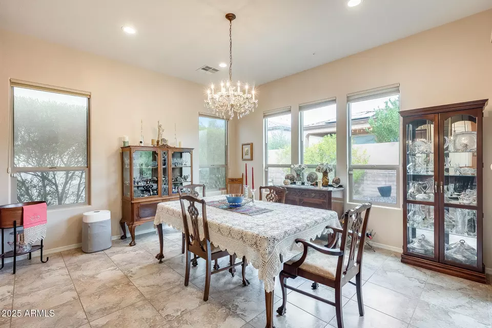 Dining - 12964 W Fossil Dr, Peoria, AZ 85383 photo 1 of 1