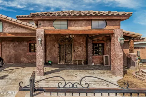 Exterior - 3812 W Thomas Rd, Phoenix, AZ 85019 photo 2 of 7