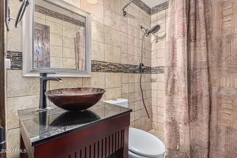 Bath - 3812 W Thomas Rd, Phoenix, AZ 85019 photo 2 of 2