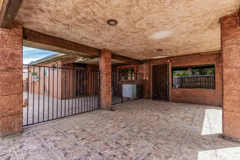 Exterior - 3812 W Thomas Rd, Phoenix, AZ 85019 photo 3 of 7