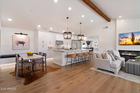 5440 E Beck Ln, Scottsdale, AZ 85254