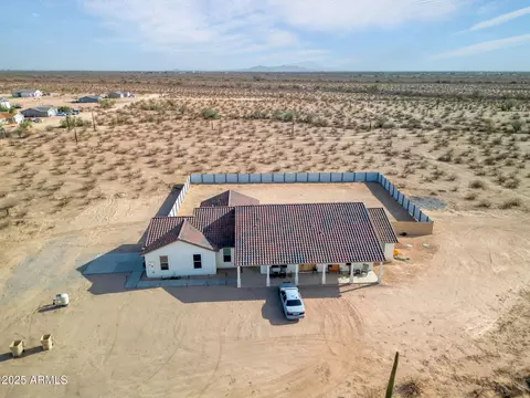 12566 E Howie Way, Florence, AZ 85132