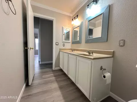 1704 E Redfield Rd, Gilbert, AZ 85234 photo 17