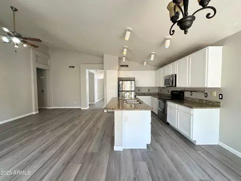1704 E Redfield Rd, Gilbert, AZ 85234 photo 9
