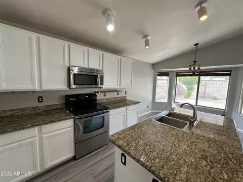 1704 E Redfield Rd, Gilbert, AZ 85234 photo 6