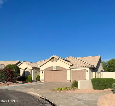 731 S Pueblo St, Gilbert, AZ 85233