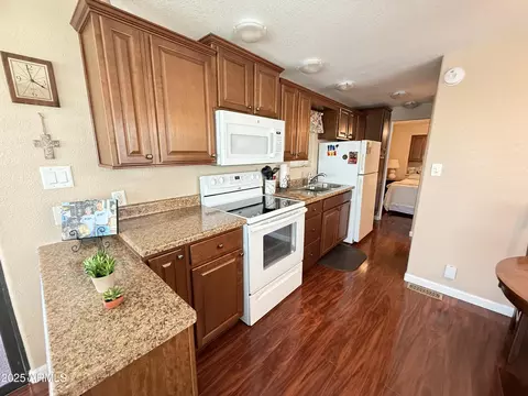 258 Beryl Dr #258, Apache Junction, AZ 85119