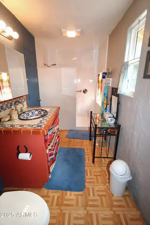 Bath - 730 N River Rd, Saint David, AZ 85630 photo 1 of 2