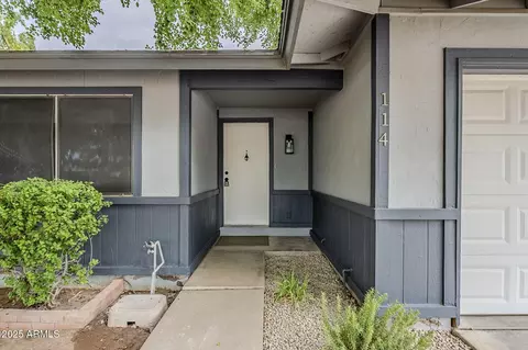 114 N 130th Ct, Chandler, AZ 85225