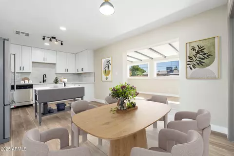 2227 W Paradise Dr, Phoenix, AZ 85029