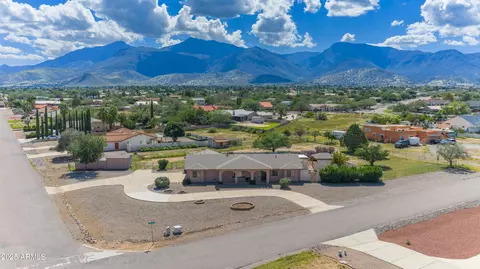 4064 S Comanche Dr, Sierra Vista, AZ 85650