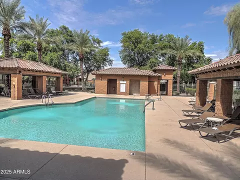 Exterior - 2596 E Boston St, Gilbert, AZ 85295 photo 7 of 8
