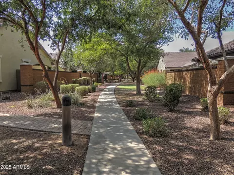 Exterior - 2596 E Boston St, Gilbert, AZ 85295 photo 4 of 8