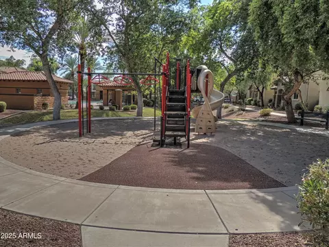 Exterior - 2596 E Boston St, Gilbert, AZ 85295 photo 5 of 8