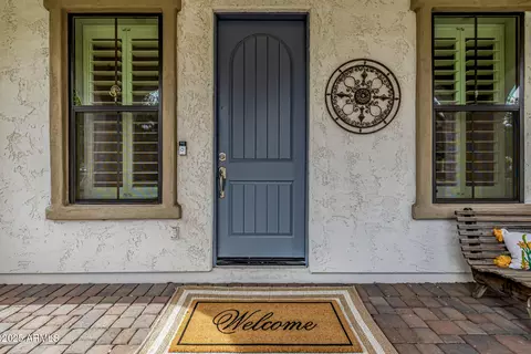 Exterior - 10658 E Meseto Ave, Mesa, AZ 85209 photo 7 of 27