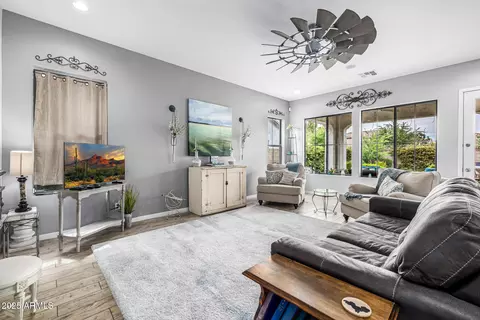 Living - 10658 E Meseto Ave, Mesa, AZ 85209 photo 2 of 4