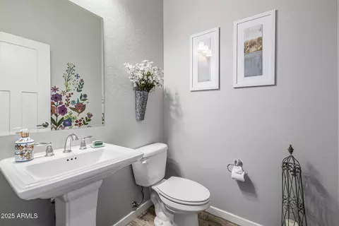 Bath - 10658 E Meseto Ave, Mesa, AZ 85209 photo 1 of 7