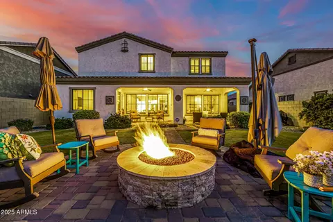 Exterior - 10658 E Meseto Ave, Mesa, AZ 85209 photo 8 of 27