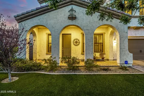 Exterior - 10658 E Meseto Ave, Mesa, AZ 85209 photo 2 of 27