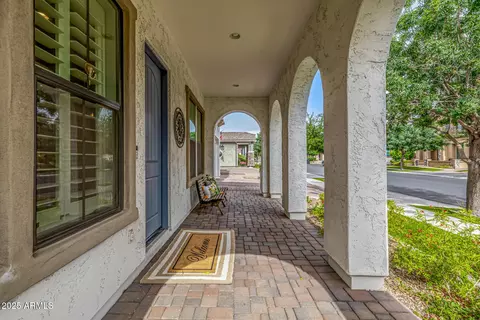 Exterior - 10658 E Meseto Ave, Mesa, AZ 85209 photo 6 of 27