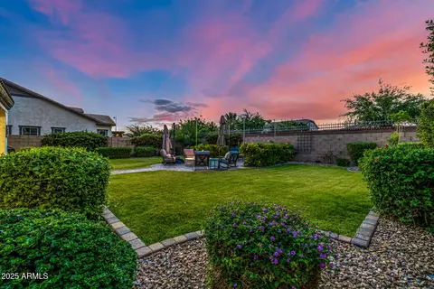 Exterior - 10658 E Meseto Ave, Mesa, AZ 85209 photo 11 of 27