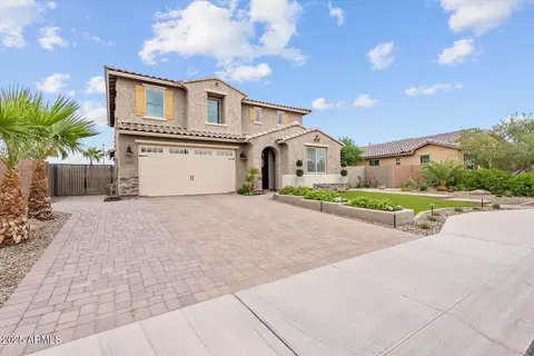 Exterior - 2492 E Augusta Ave, Gilbert, AZ 85298 photo 2 of 13