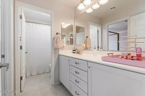 Bath - 2492 E Augusta Ave, Gilbert, AZ 85298 photo 4 of 4