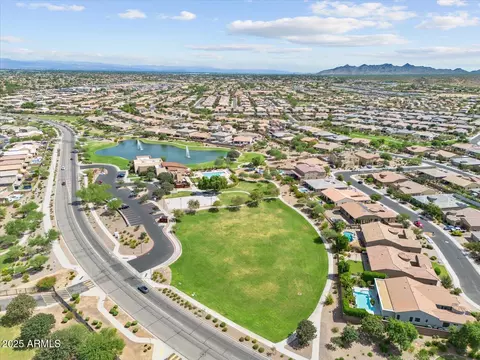 View/Area - 2492 E Augusta Ave, Gilbert, AZ 85298 photo 3 of 6