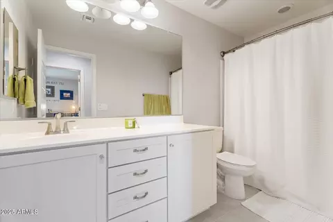 Bath - 2492 E Augusta Ave, Gilbert, AZ 85298 photo 3 of 4