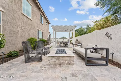 Exterior - 2492 E Augusta Ave, Gilbert, AZ 85298 photo 9 of 13