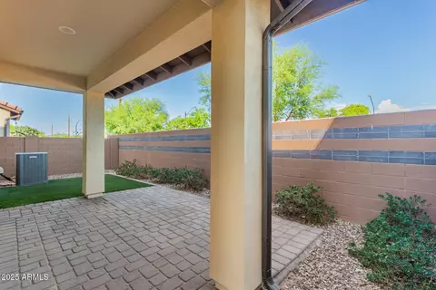 Exterior - 1645 S Follett Way, Gilbert, AZ 85295 photo 2 of 5