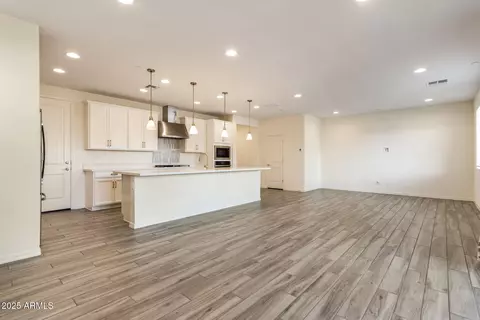Living - 1645 S Follett Way, Gilbert, AZ 85295 photo 3 of 5