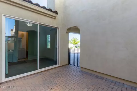 Exterior - 279 E Aster Dr, Chandler, AZ 85286 photo 3 of 5