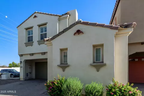 Exterior - 279 E Aster Dr, Chandler, AZ 85286 photo 2 of 5