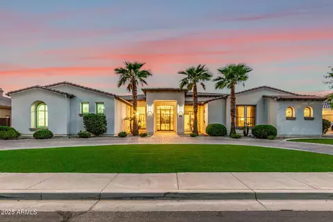 5940 S Gemstone Dr, Chandler, AZ 85249