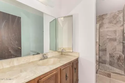 Bath - 470 W Rosal Ave, Apache Junction, AZ 85120 photo 3 of 4