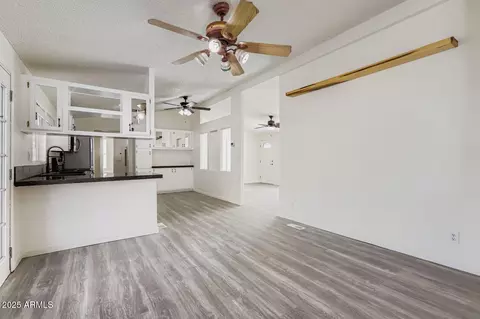 2938 E Tonto Ln, Phoenix, AZ 85050 photo 6