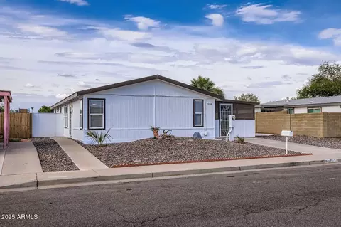 2938 E Tonto Ln, Phoenix, AZ 85050 photo 27