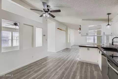 2938 E Tonto Ln, Phoenix, AZ 85050 photo 9