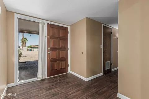 1611 E Greenway St, Mesa, AZ 85203 photo 7