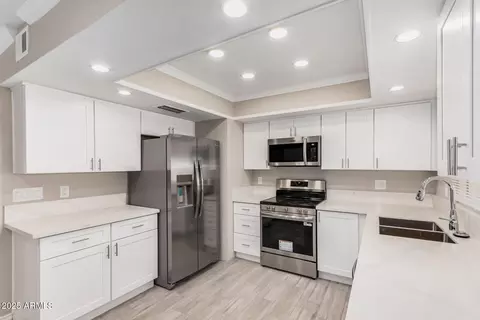 Kitchen - 3210 E Helena Dr, Phoenix, AZ 85032 photo 1 of 3
