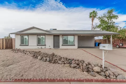 3210 E Helena Dr, Phoenix, AZ 85032
